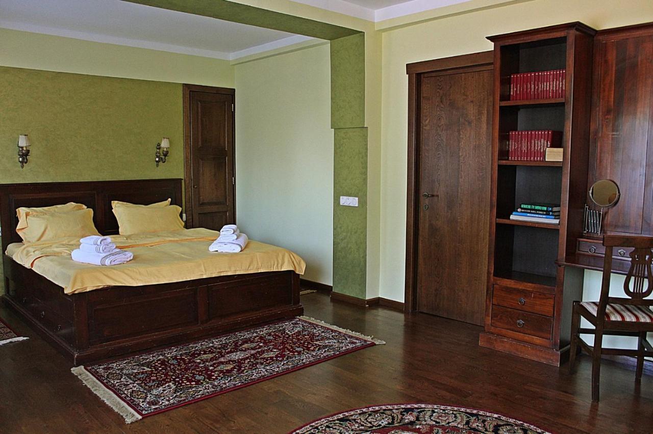 Antik Apartment Сибиу Екстериор снимка